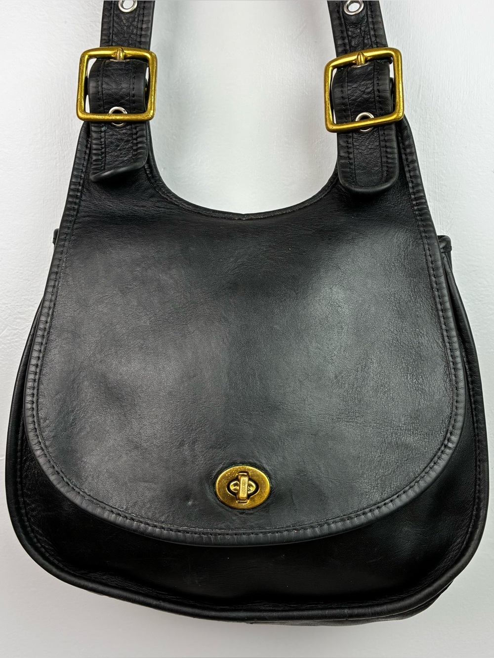 Coach Vintage 1990’s 9988 Berkeley Crescent Saddle Bag
